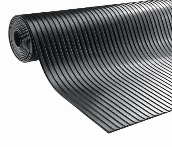 Rubberen loper op maat met breedrib, 6mm
